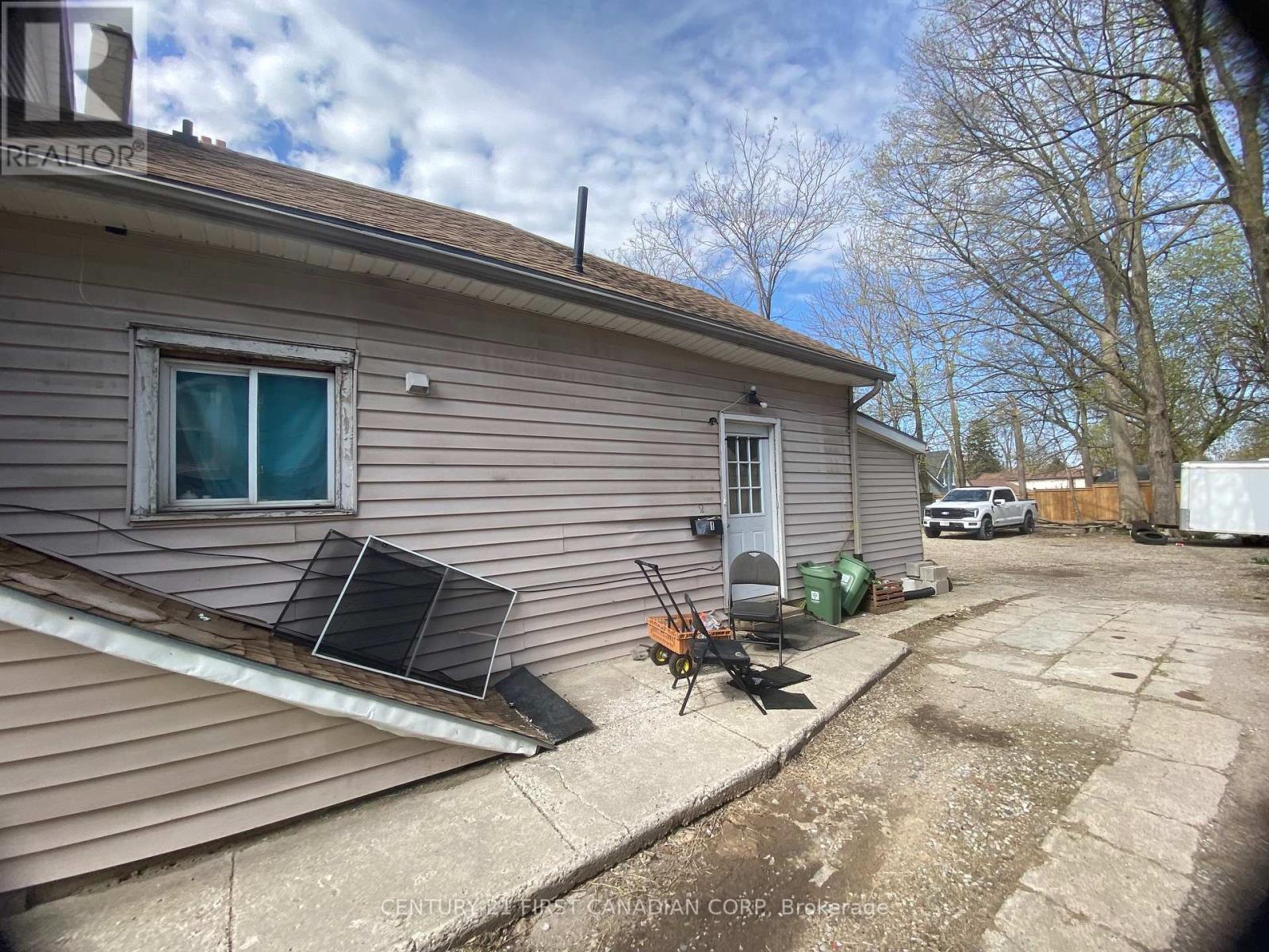 466 Adelaide Street N, London East, Ontario  N6B 3H9 - Photo 5 - X13090206