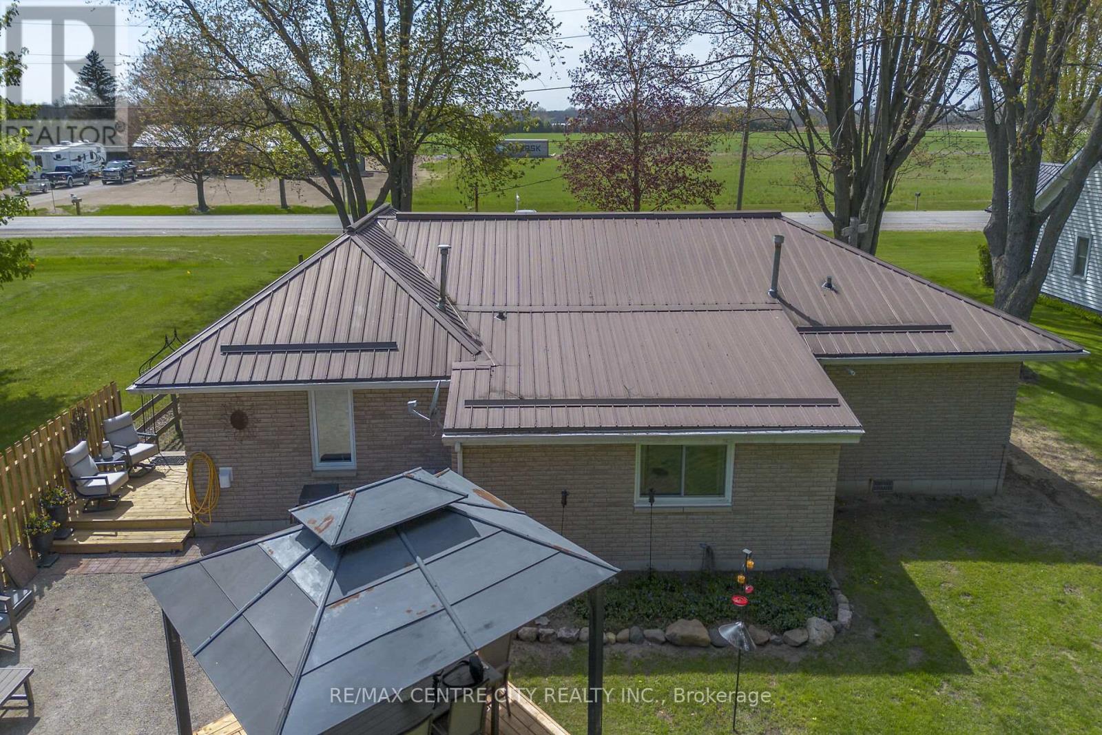 29883 West Bothwell Road, Chatham-Kent, Ontario  N0P 1C0 - Photo 34 - X13090452