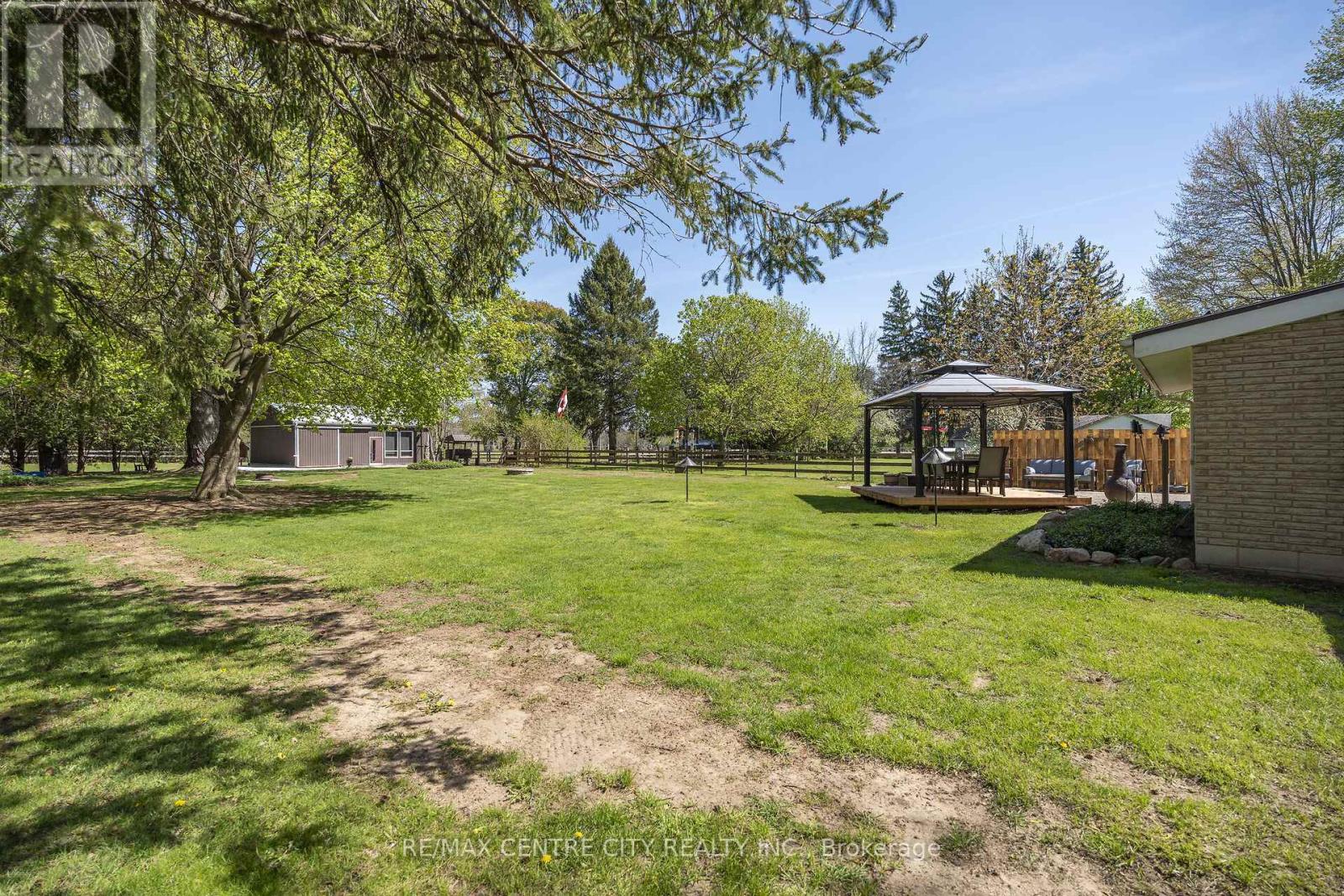 29883 West Bothwell Road, Chatham-Kent, Ontario  N0P 1C0 - Photo 35 - X13090452