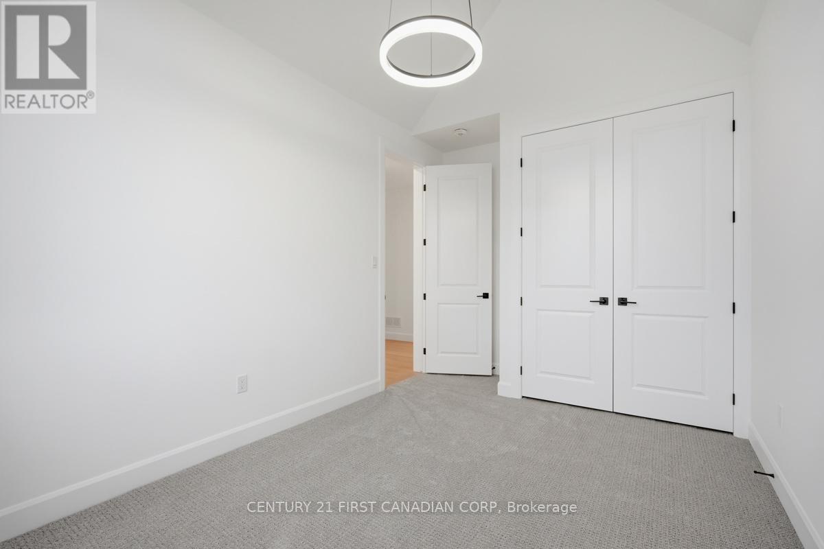 1586 Upper West Avenue, London South, Ontario  N6K 0M2 - Photo 37 - X13090476