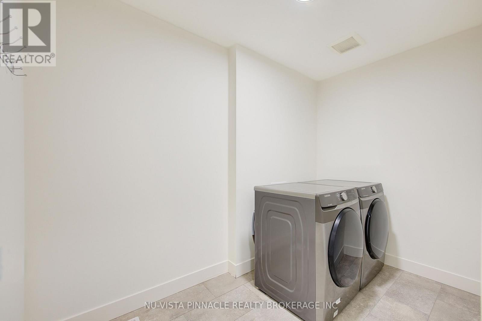 1377 Twilite Boulevard, London North, Ontario  N6G 3R5 - Photo 18 - X13090578