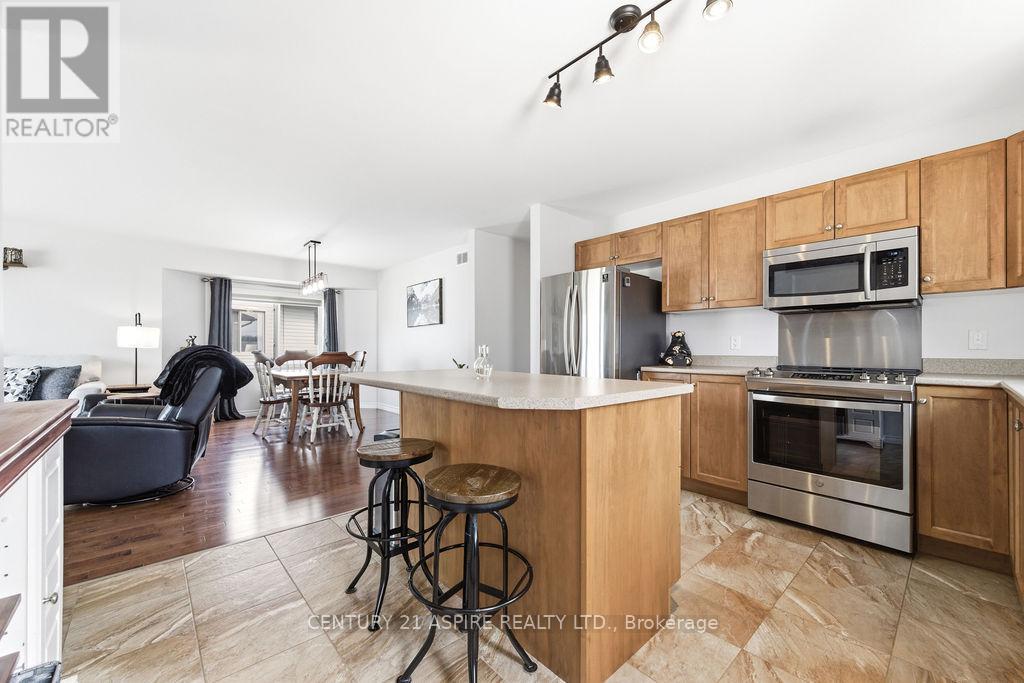 17 Newport Drive, Petawawa, Ontario  K8H 0C9 - Photo 12 - X13090376