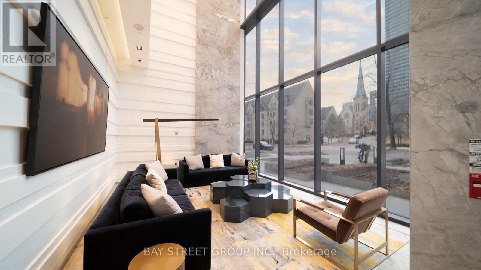 716 - 57 ST JOSEPH STREET, Toronto, Ontario