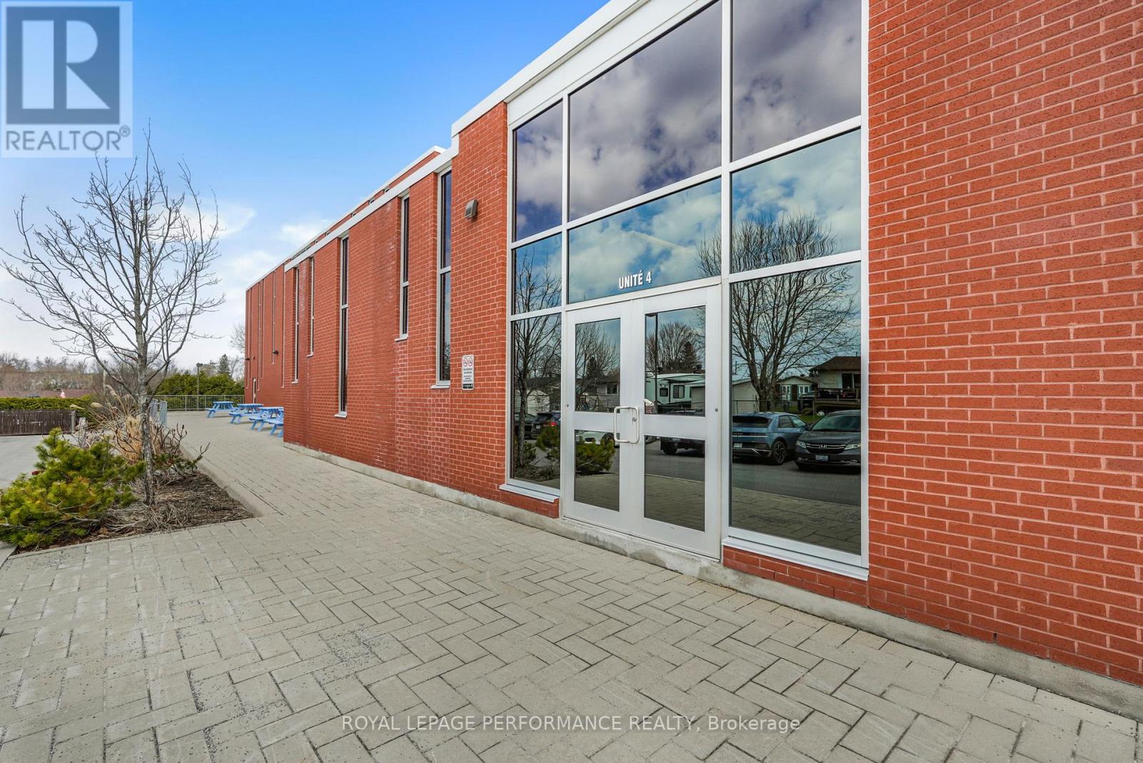 4 - 860 Caron Street, Clarence-Rockland, Ontario  K4K 1H1 - Photo 3 - X13090224