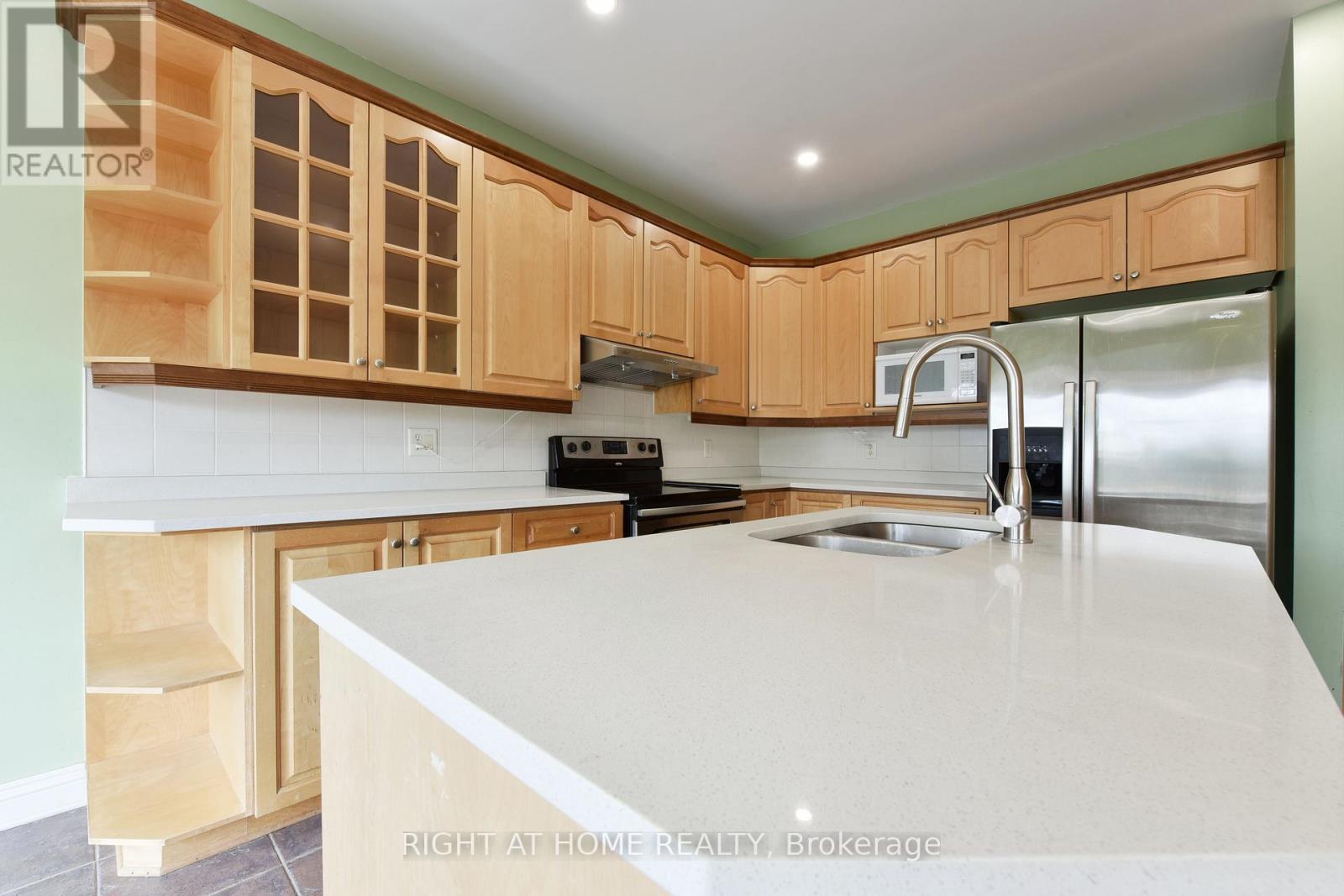 11 Cheltonia Way, Ottawa, Ontario  K2T 1G1 - Photo 11 - X13090256