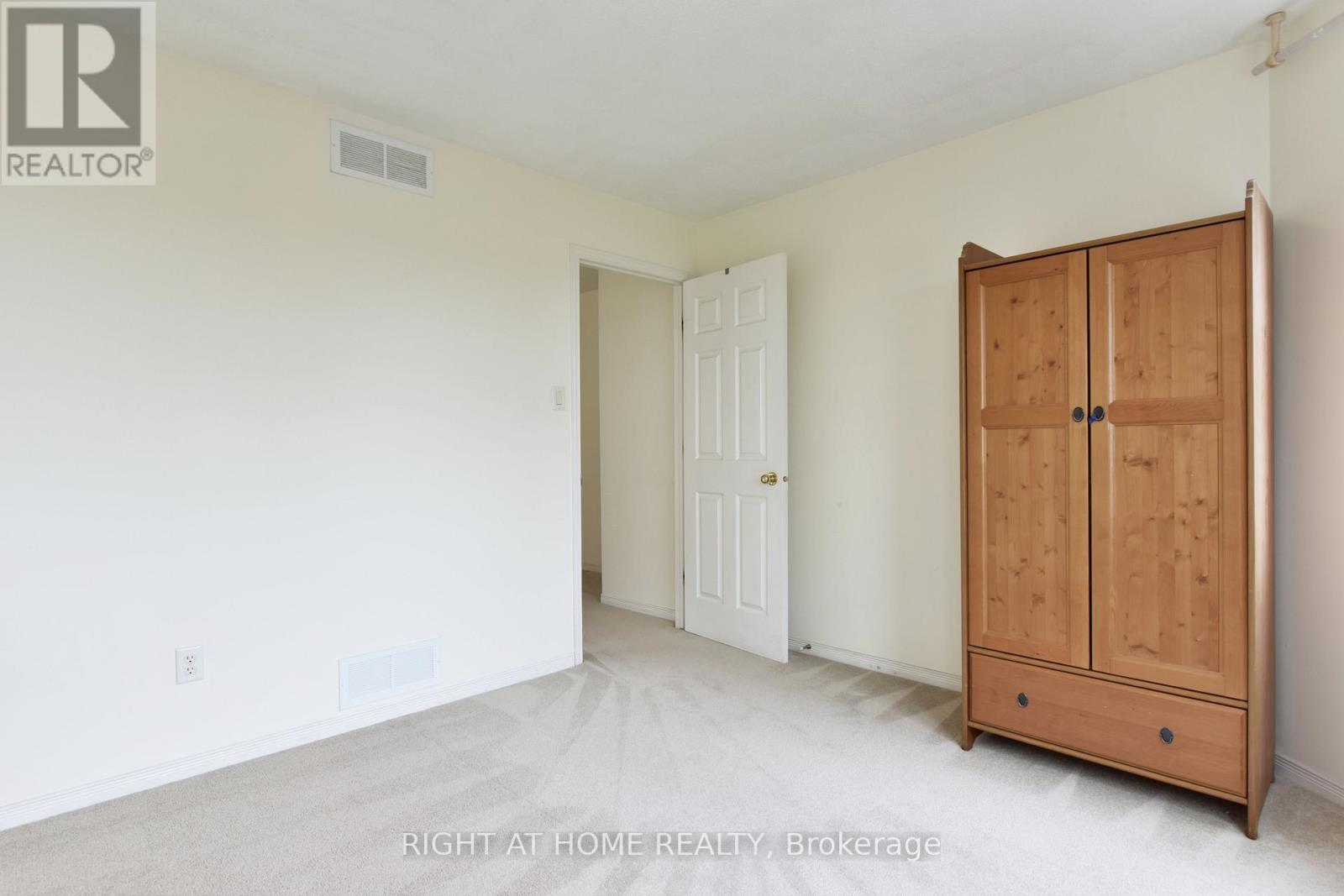 11 Cheltonia Way, Ottawa, Ontario  K2T 1G1 - Photo 25 - X13090256