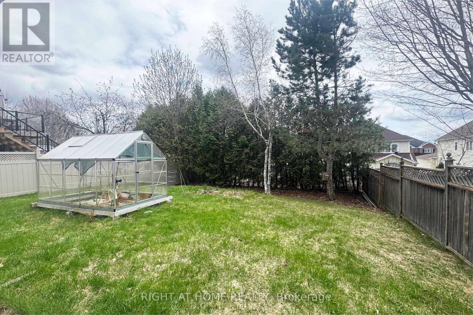 11 Cheltonia Way, Ottawa, Ontario  K2T 1G1 - Photo 32 - X13090256