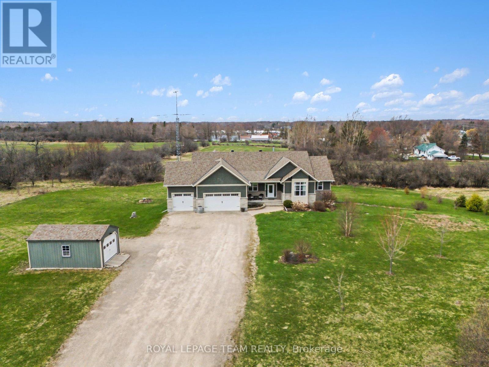 10 Old Kingston Road, Rideau Lakes, Ontario  K0G 1L0 - Photo 2 - X13090280
