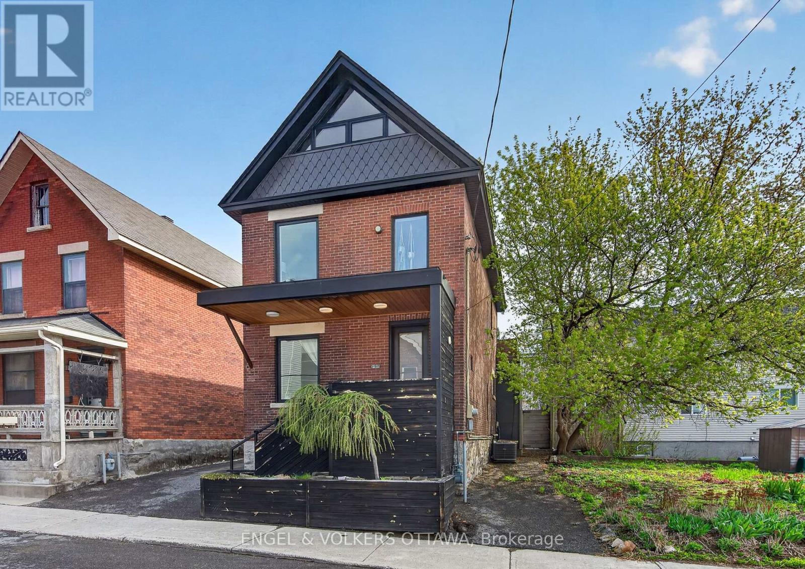 59 Bell Street N, Ottawa, Ontario  K1R 7C5 - Photo 2 - X13090354