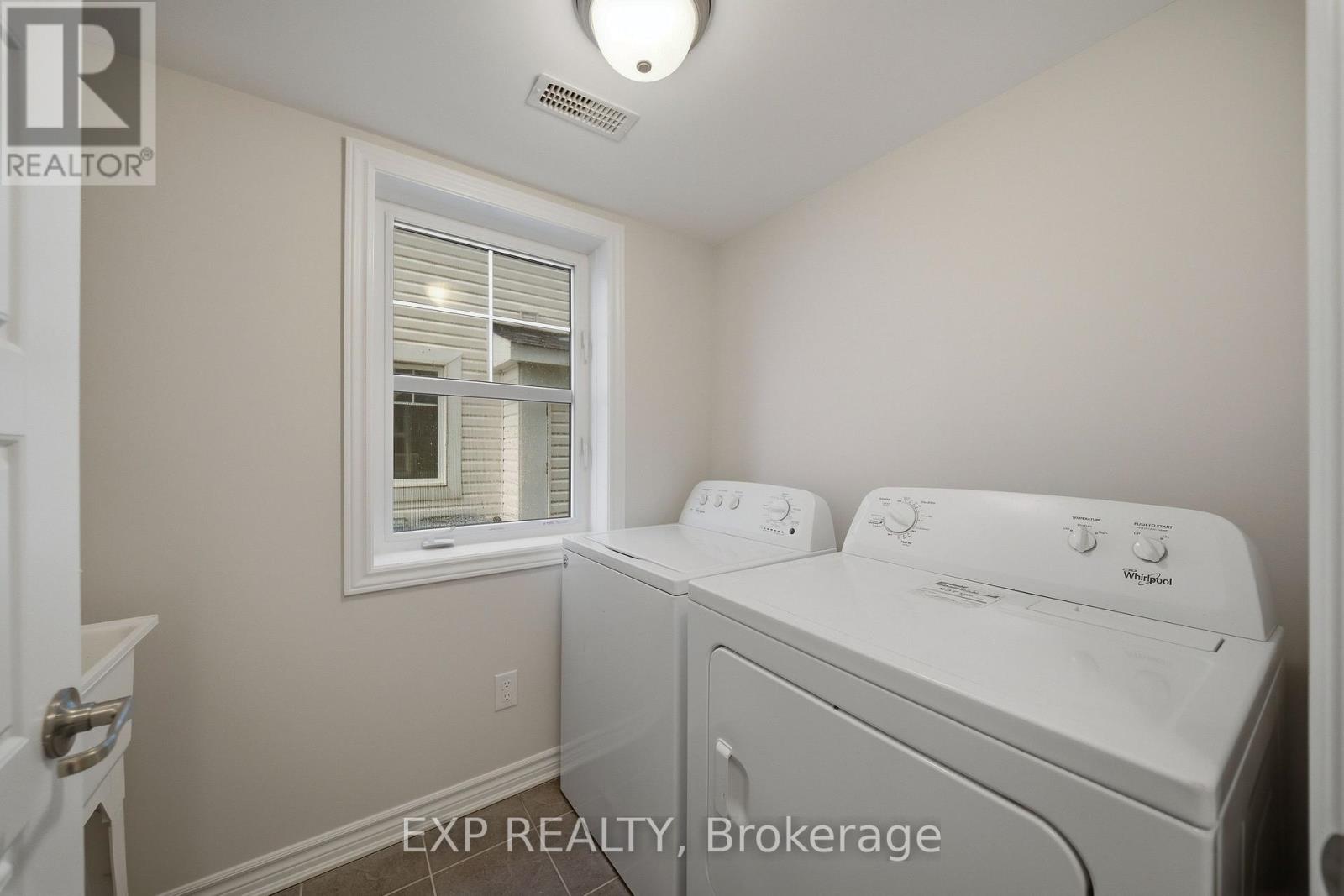 359 Sweetfern Crescent, Ottawa, Ontario  K4A 1A5 - Photo 5 - X13090582