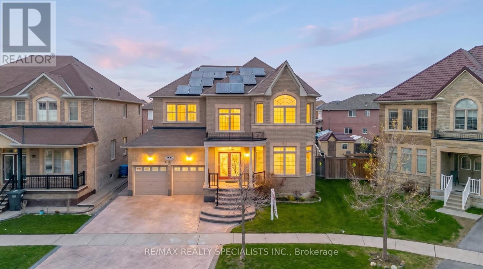 30 PORTSIDE CRESCENT, Brampton, Ontario