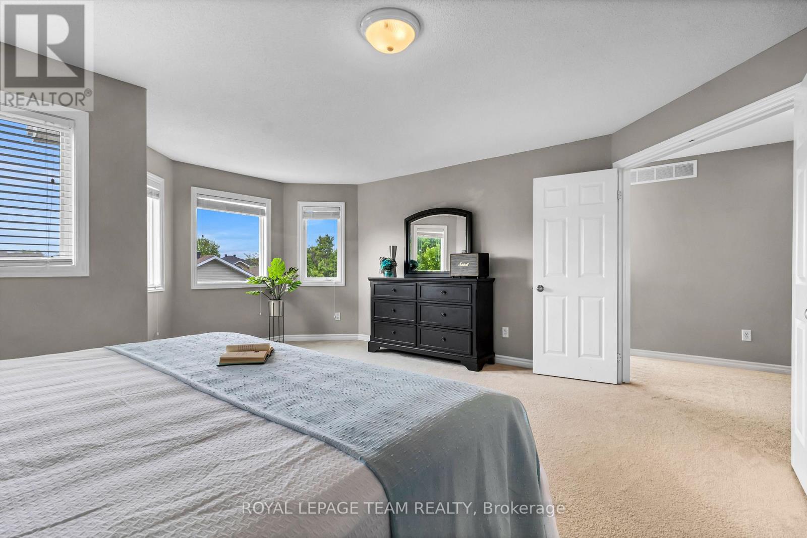 3728 Mountain Meadows Crescent, Ottawa, Ontario  K1V 1V7 - Photo 21 - X12905532