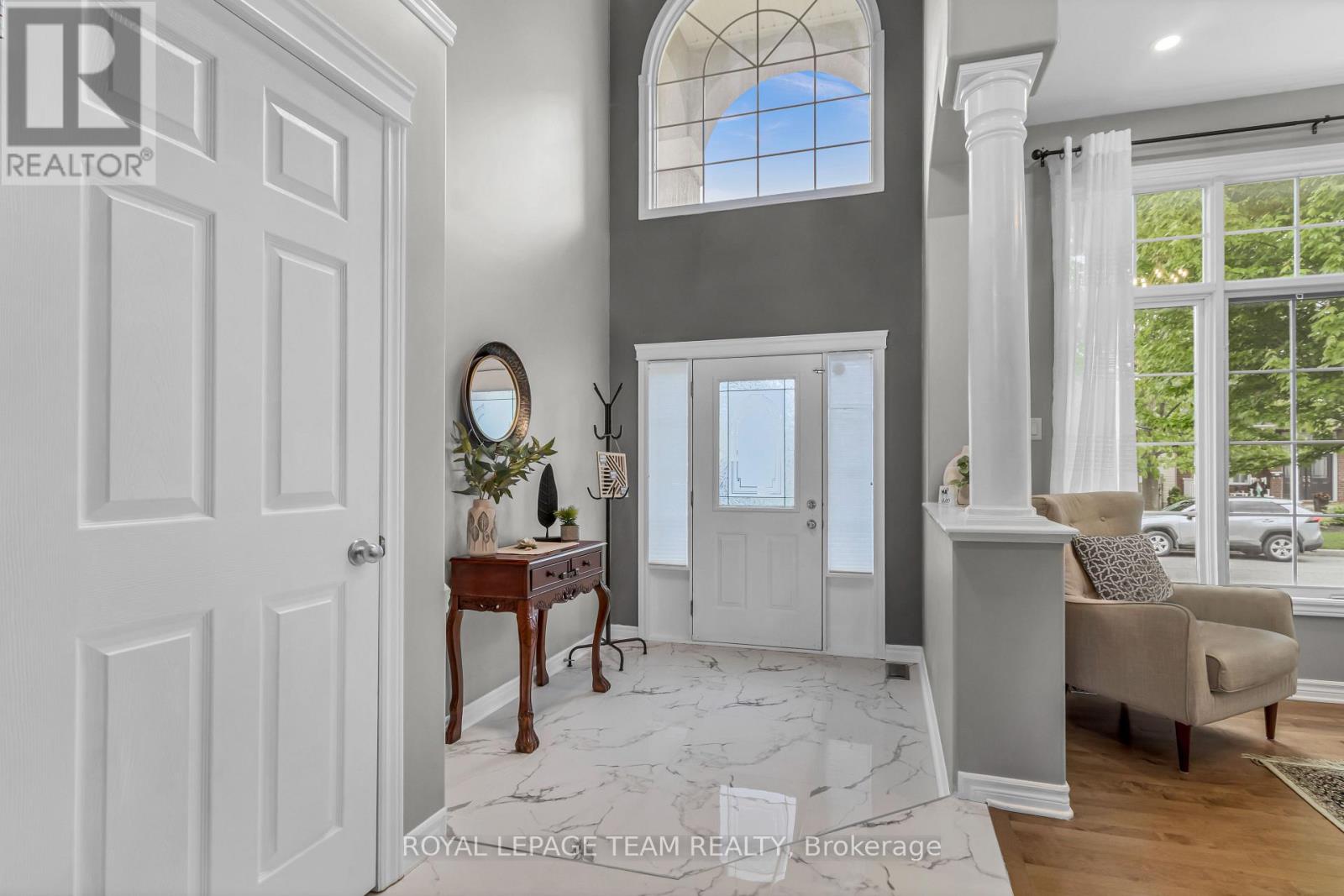3728 Mountain Meadows Crescent, Ottawa, Ontario  K1V 1V7 - Photo 4 - X12905532