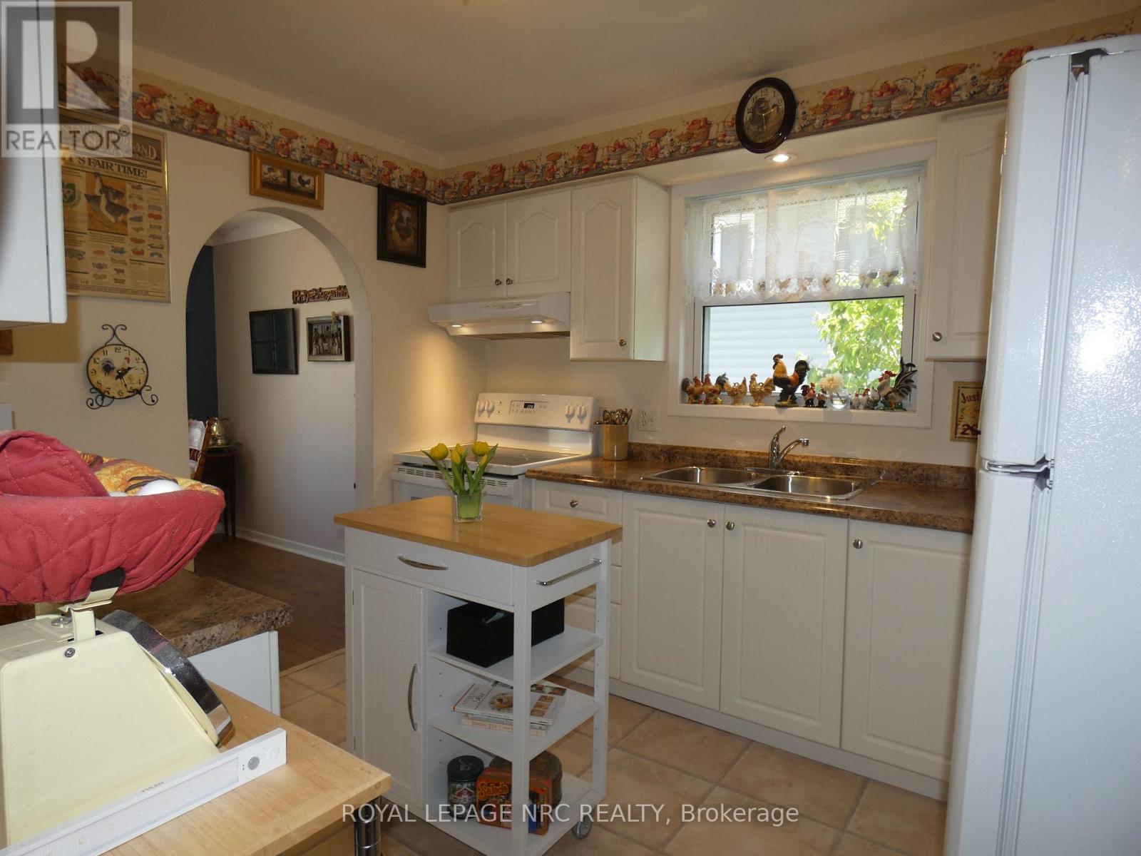 2909 Henley Avenue, Niagara Falls, Ontario  L2J 3M3 - Photo 7 - X13090306