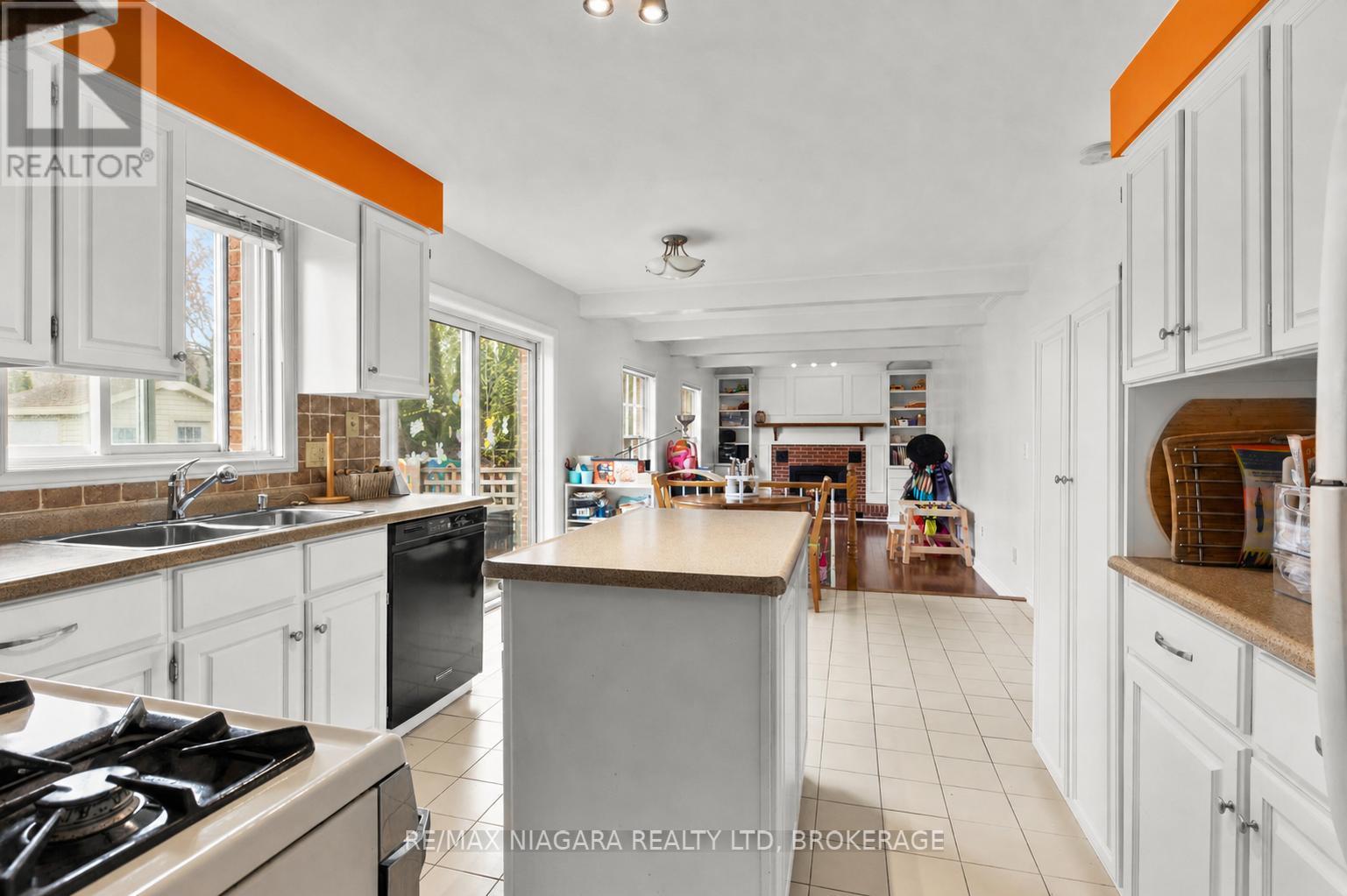 21 Homestead Drive, Niagara-On-The-Lake, Ontario  L0S 1J0 - Photo 12 - X13090402