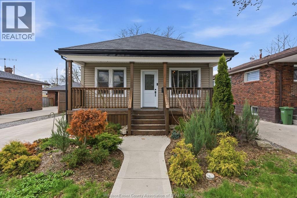1245 George, Windsor, Ontario  N8Y 2X7 - Photo 2 - 26010263