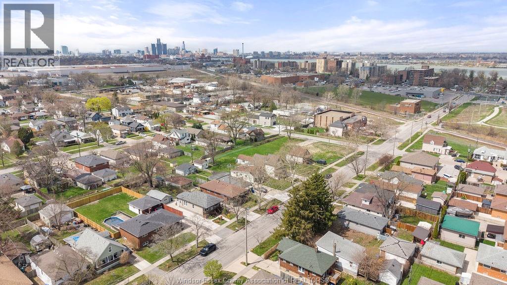 1245 George, Windsor, Ontario  N8Y 2X7 - Photo 31 - 26010263
