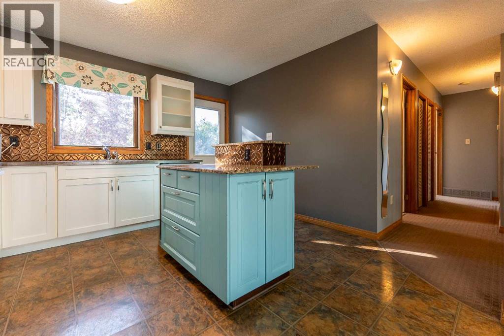 897 Red Crow Boulevard W, Lethbridge, Alberta  T1K 5P5 - Photo 16 - A2306954