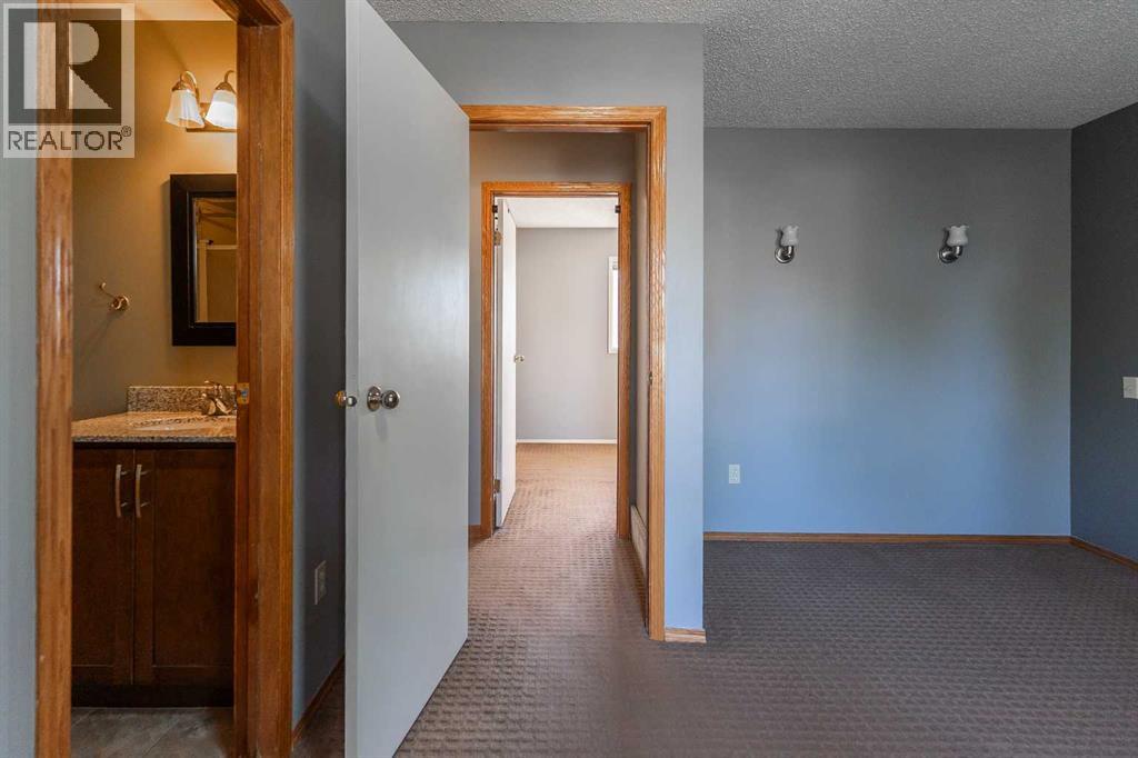 897 Red Crow Boulevard W, Lethbridge, Alberta  T1K 5P5 - Photo 23 - A2306954