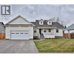 234 1A Street NE, Magrath, Alberta