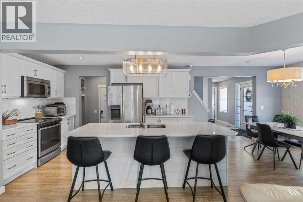 113 Osborne Rise Sw, Airdrie, Alberta  T4B 4A1 - Photo 11 - A2307003