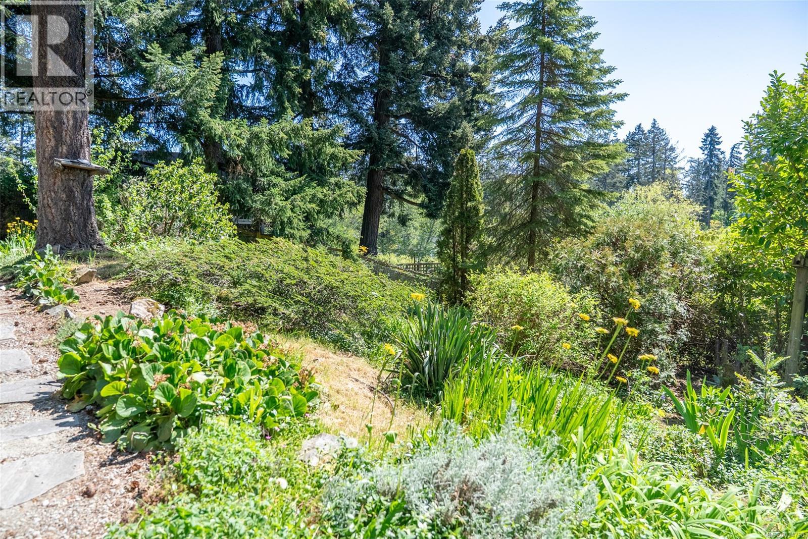 37267 Schooner Way, Pender Island, British Columbia  V0N 2M0 - Photo 50 - 1034798