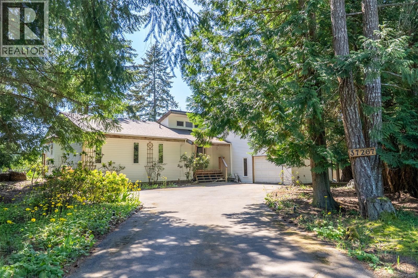 37267 Schooner Way, Pender Island, British Columbia  V0N 2M0 - Photo 51 - 1034798