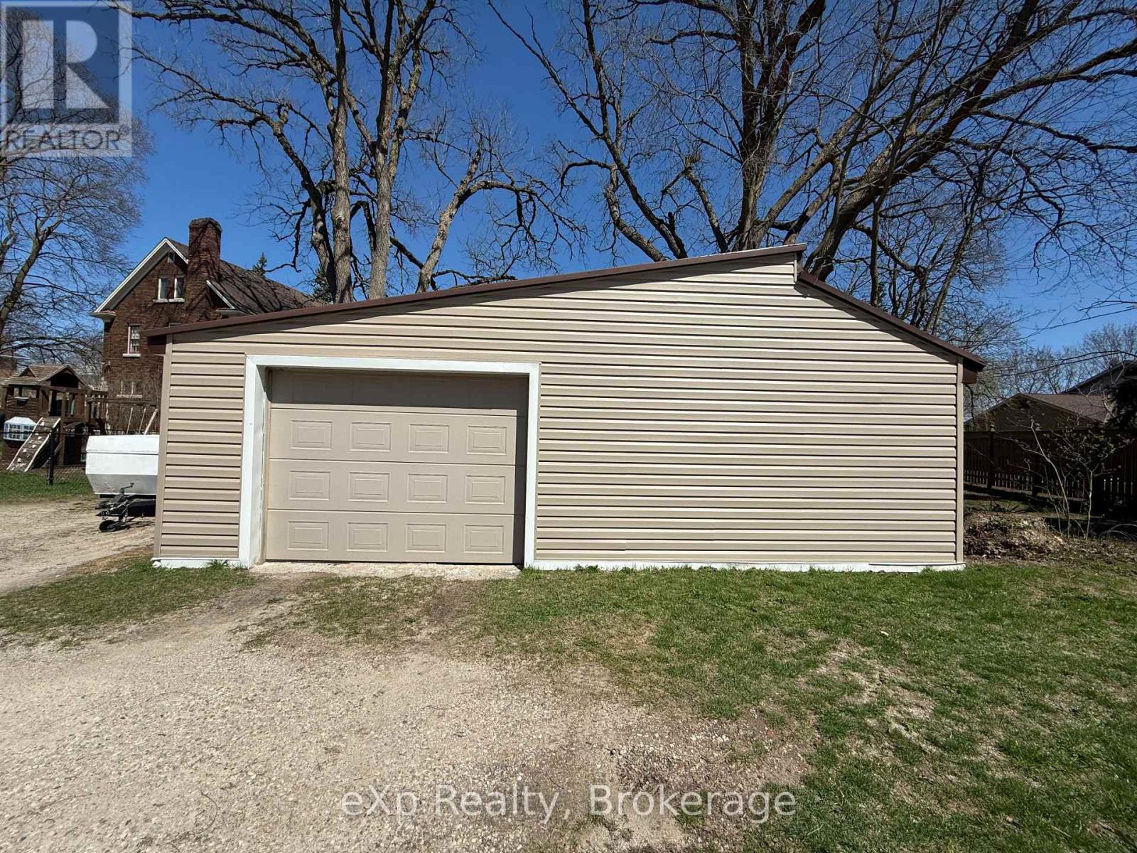 630 Gibson Street, Brockton, Ontario  N0G 2V0 - Photo 33 - X13090152