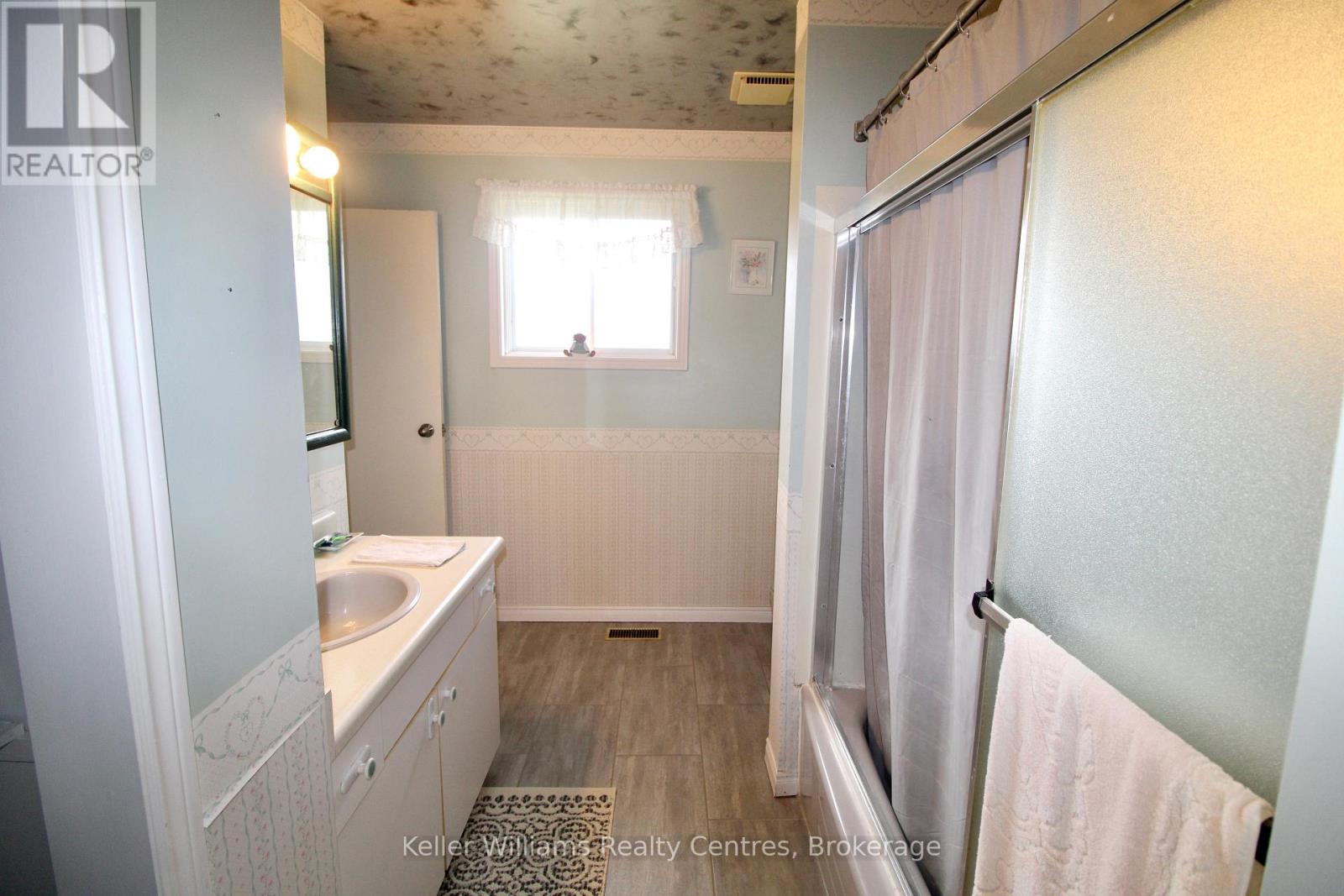 150 Douglas Street W, West Grey, Ontario  N0G 1R0 - Photo 23 - X13090250