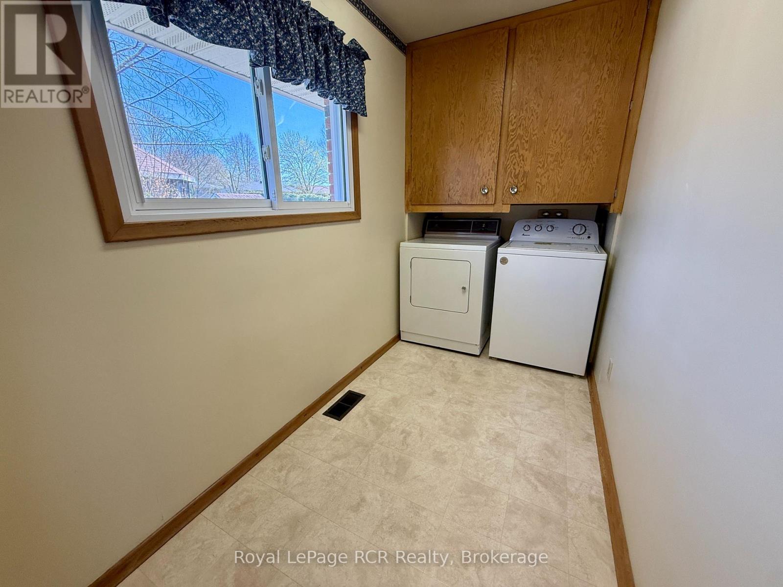 281 13th Avenue, Hanover, Ontario  N4N 2V9 - Photo 21 - X13090336