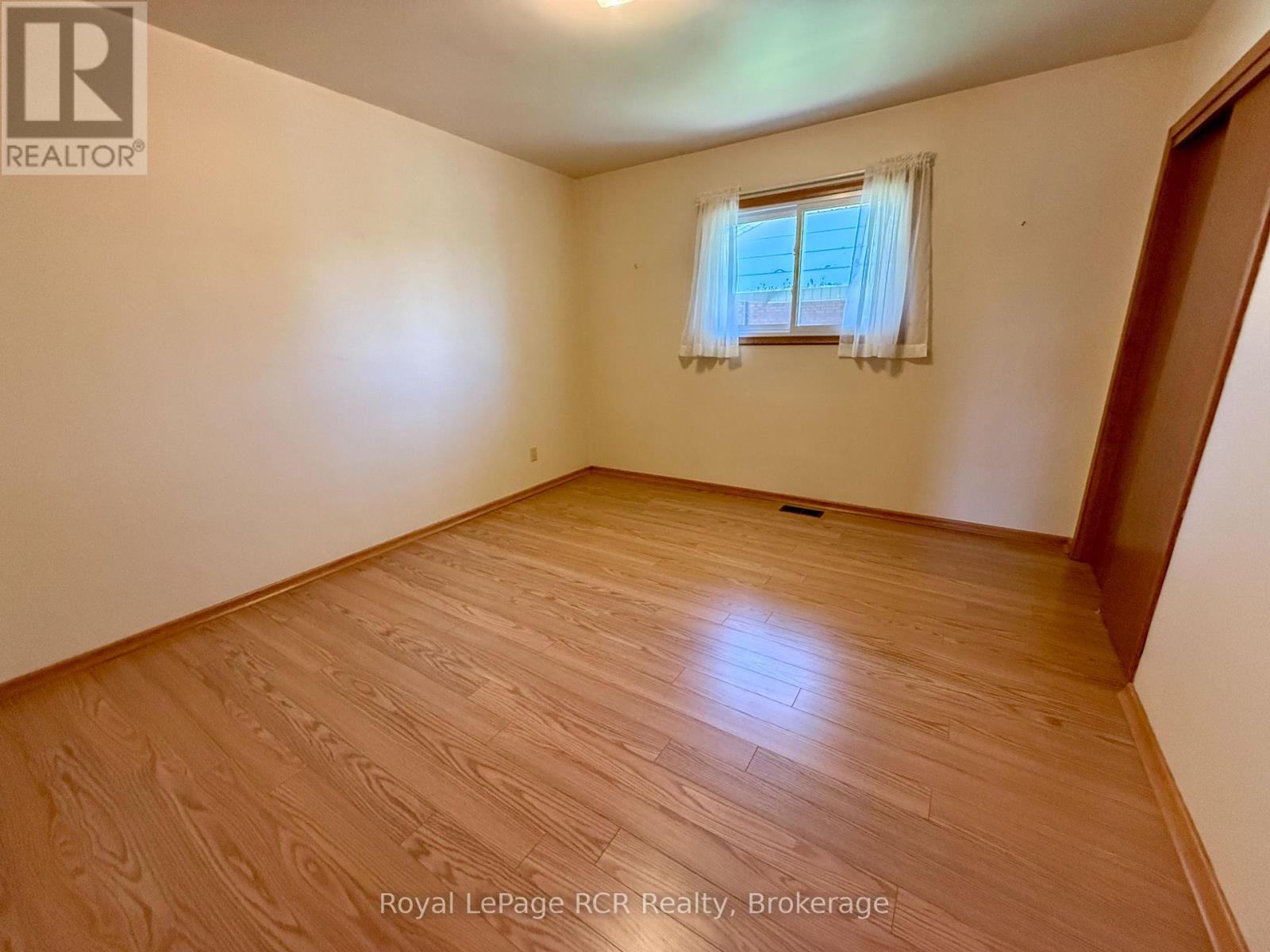 281 13th Avenue, Hanover, Ontario  N4N 2V9 - Photo 23 - X13090336