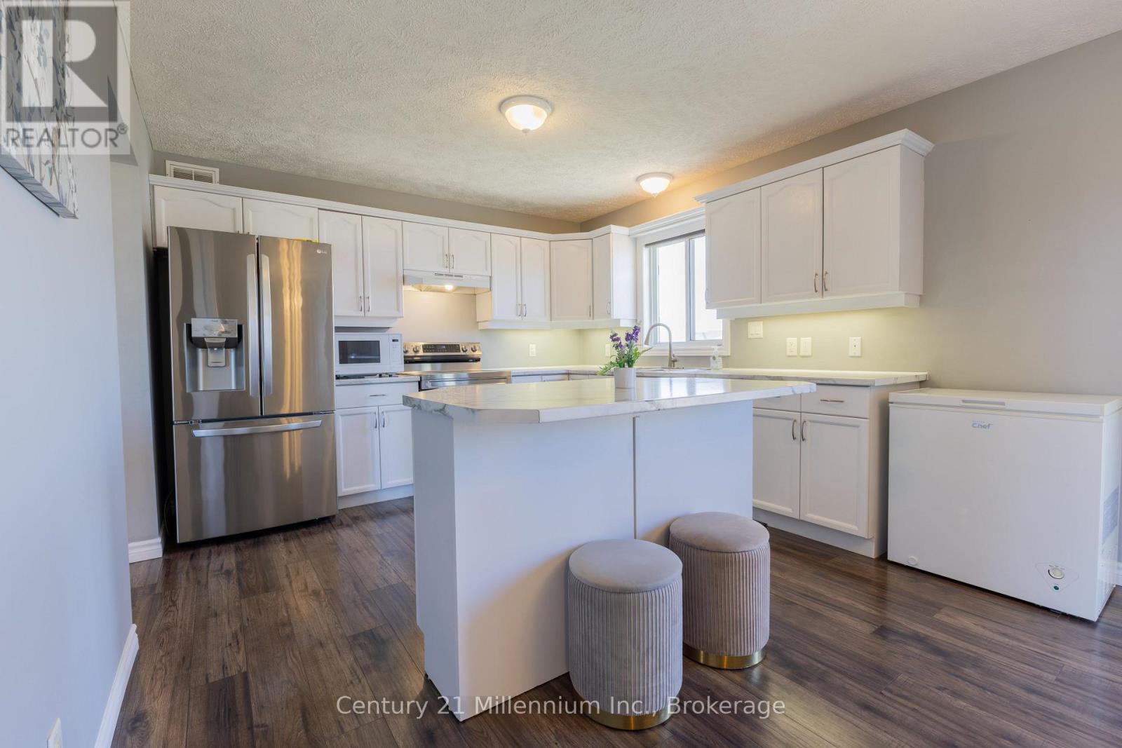 450 Peirson Avenue, Saugeen Shores, Ontario  N0H 2C1 - Photo 7 - X13090538