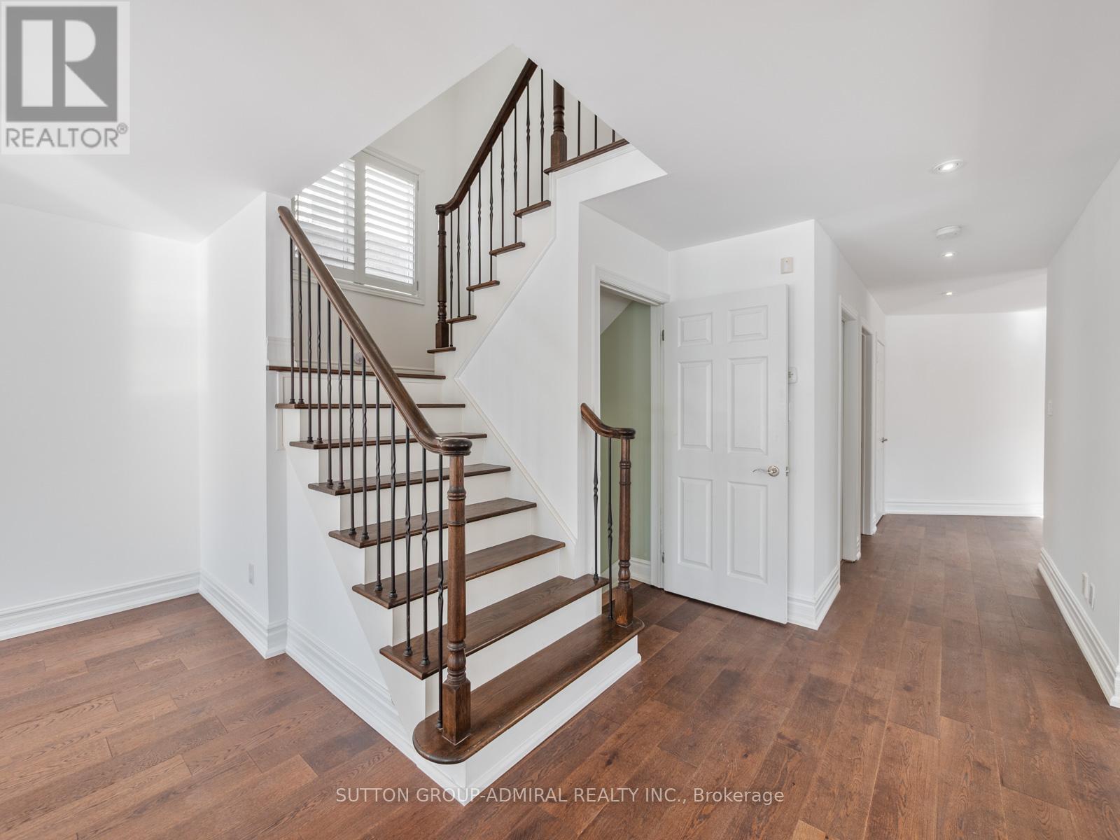 172 Kingsview Drive, Vaughan, Ontario  L4H 2Z3 - Photo 11 - N12749332
