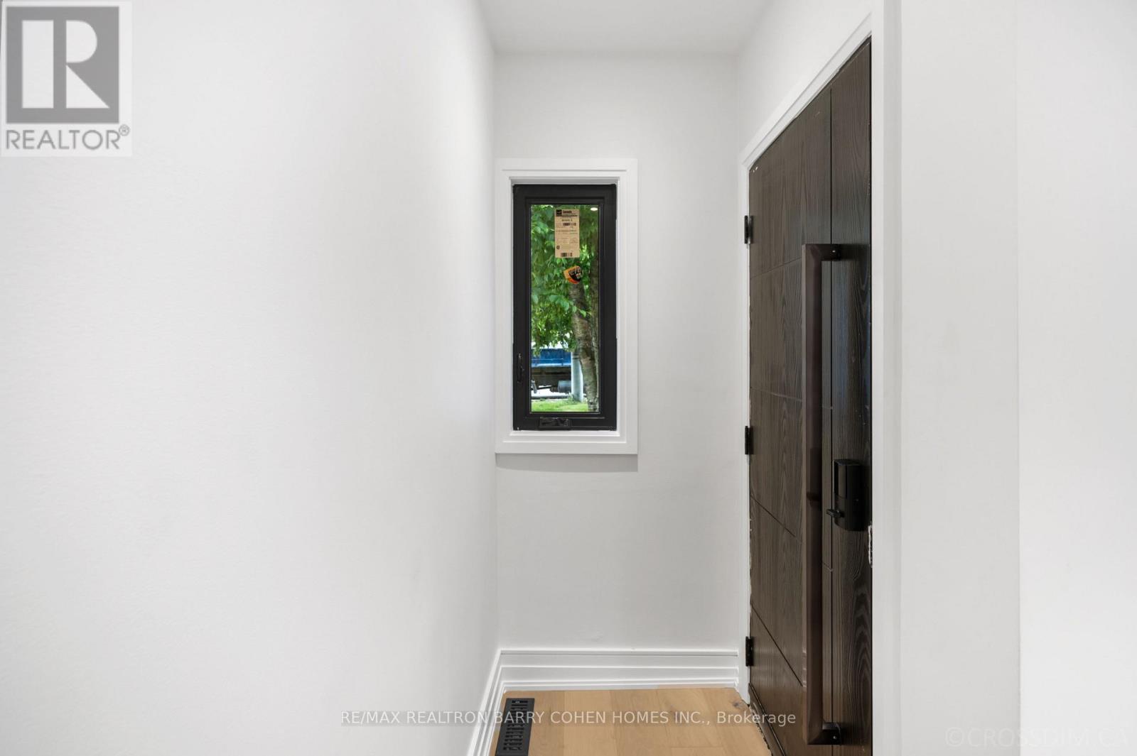 12 Fairfield Road, Toronto, Ontario  M4P 1T1 - Photo 2 - C13090162
