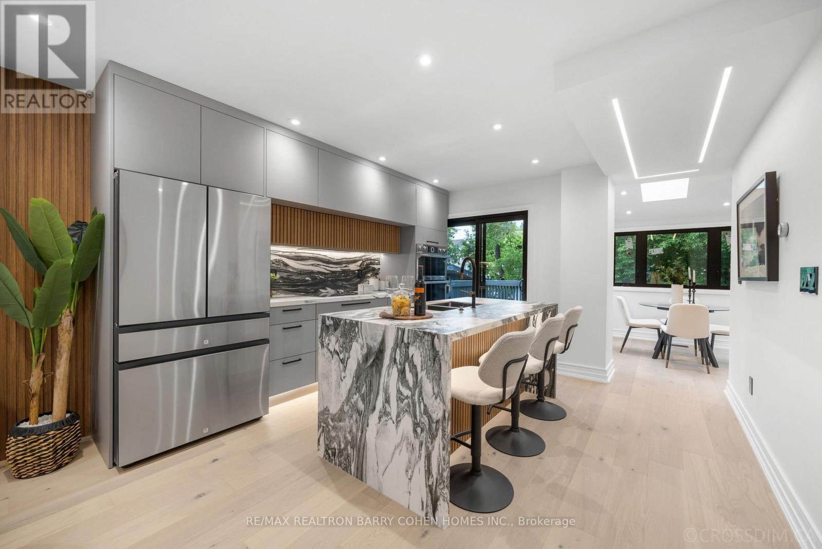12 Fairfield Road, Toronto, Ontario  M4P 1T1 - Photo 8 - C13090162