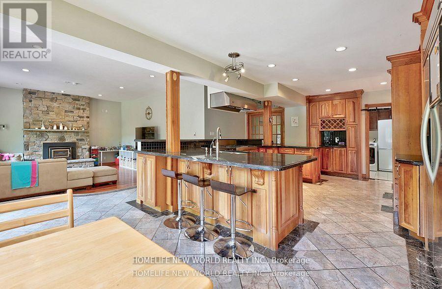 7 Sulgrave Crescent, Toronto, Ontario  M2L 1W5 - Photo 12 - C13090304