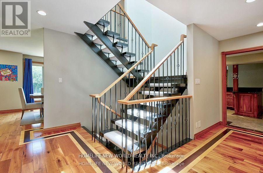 7 Sulgrave Crescent, Toronto, Ontario  M2L 1W5 - Photo 20 - C13090304