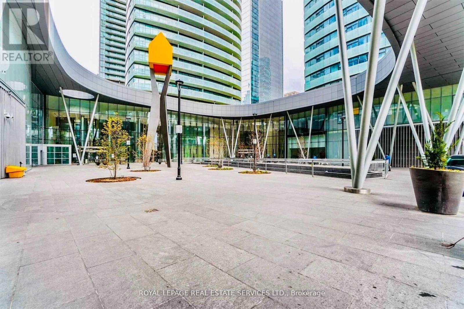1909 - 14 York Street E, Toronto, Ontario  M5J 0B1 - Photo 2 - C13090416