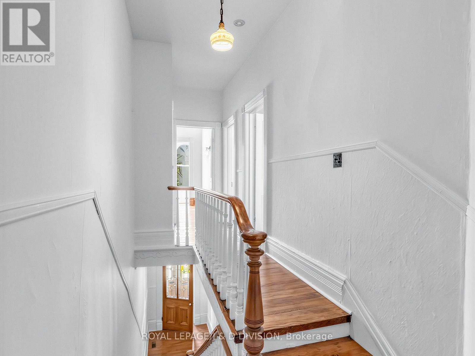 37 Henry Street, Toronto, Ontario  M5T 1W9 - Photo 15 - C13090424