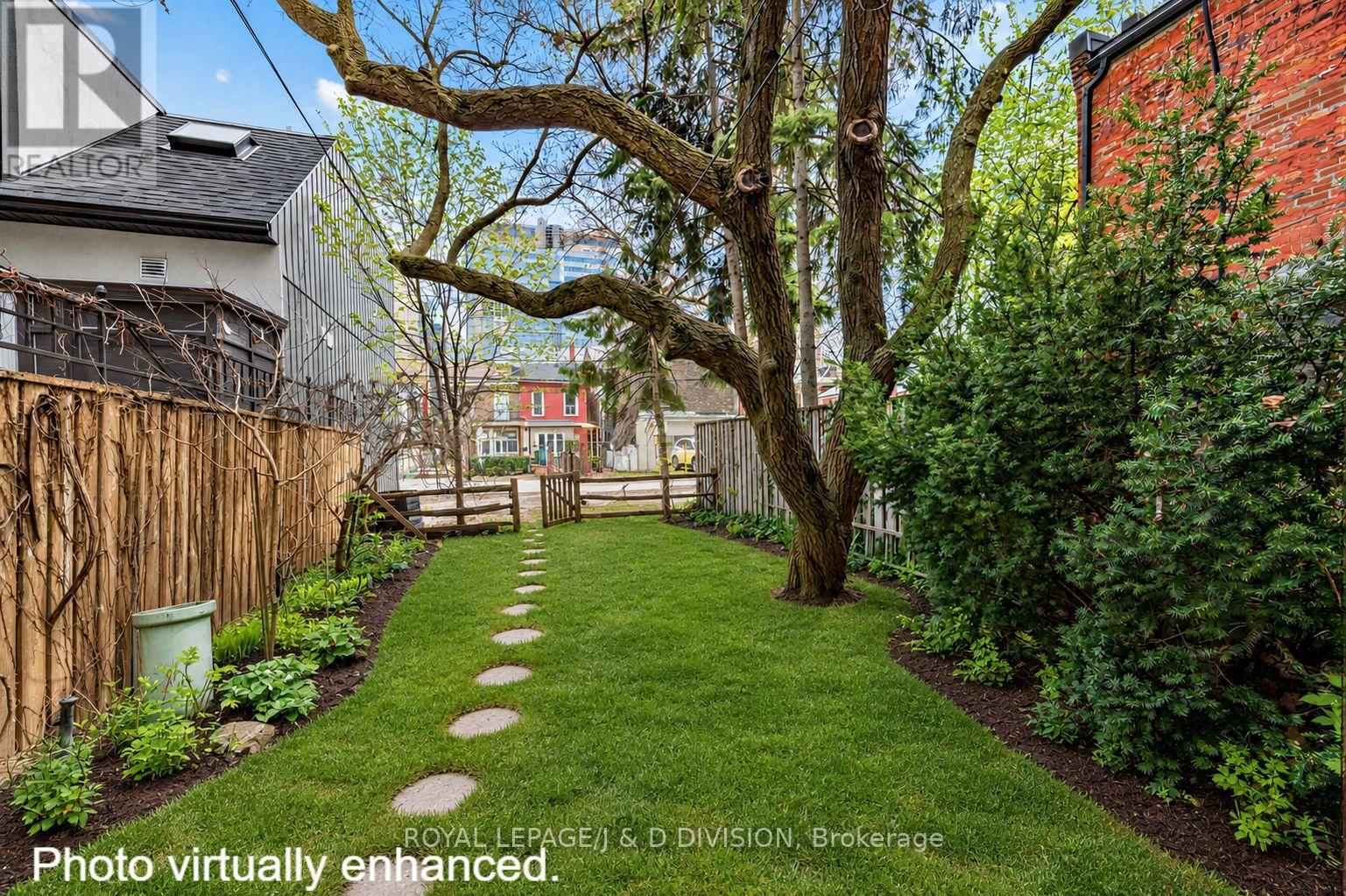 37 Henry Street, Toronto, Ontario  M5T 1W9 - Photo 22 - C13090424