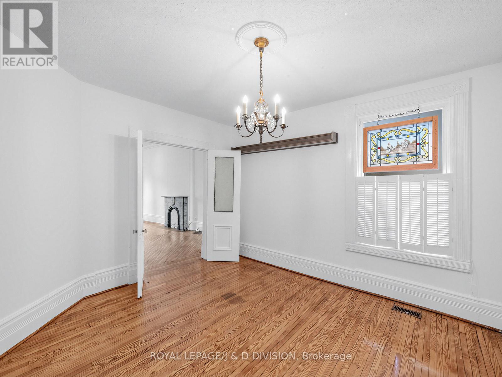 37 Henry Street, Toronto, Ontario  M5T 1W9 - Photo 9 - C13090424