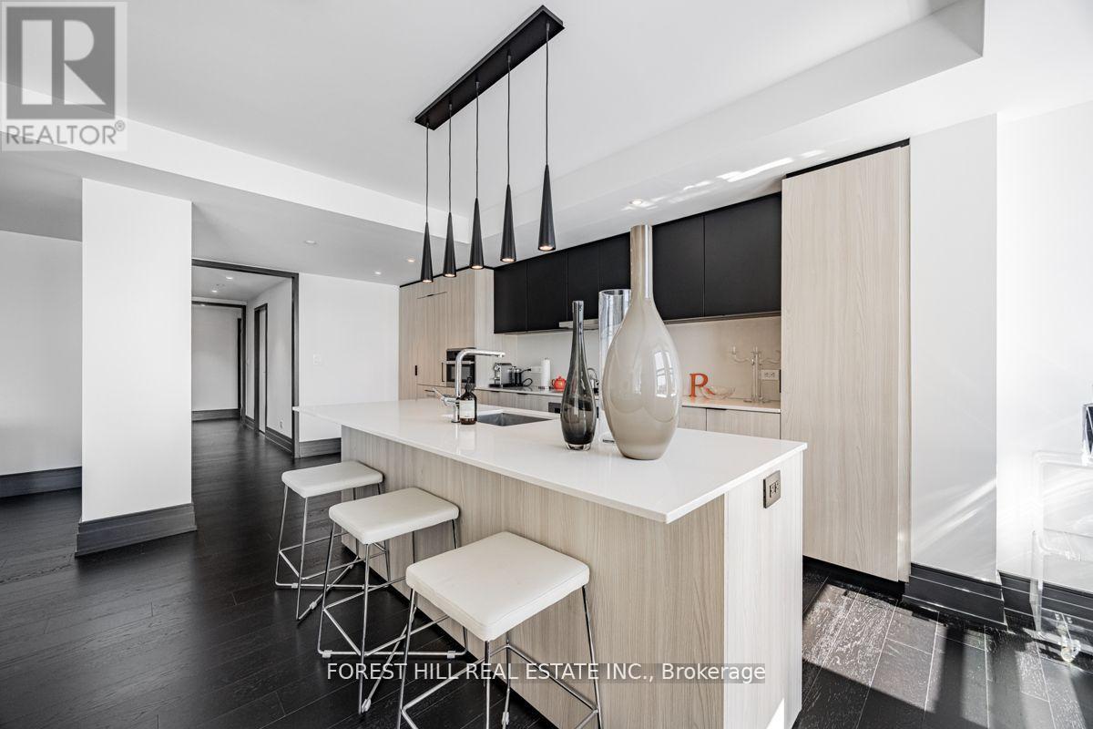 1505 - 2 Avenue Road, Toronto, Ontario  M5R 0C6 - Photo 14 - C13090456