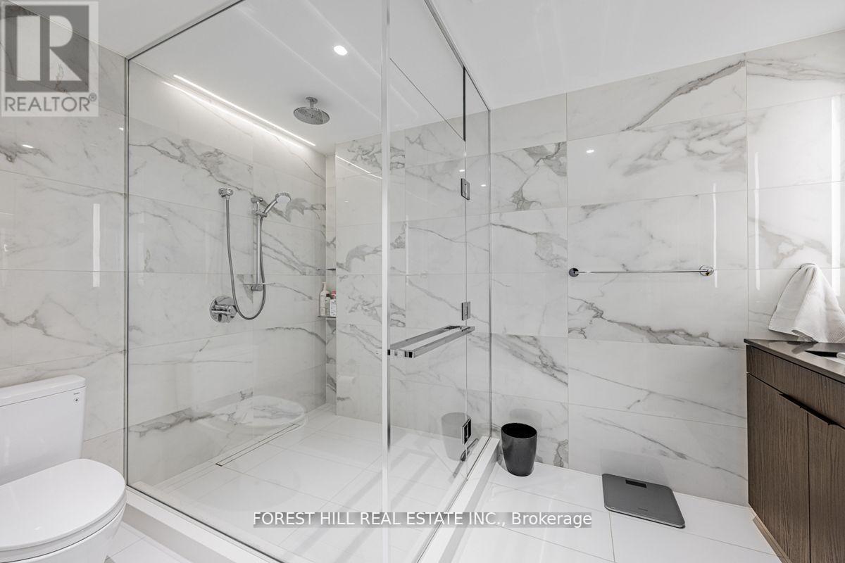 1505 - 2 Avenue Road, Toronto, Ontario  M5R 0C6 - Photo 17 - C13090456