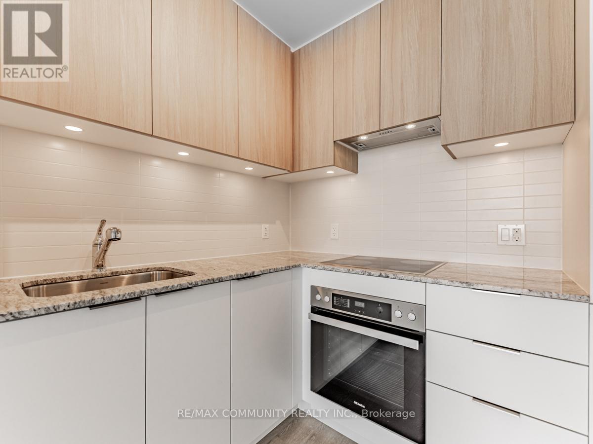 3210 - 50 O'neill Road W, Toronto, Ontario  M3C 0R1 - Photo 15 - C13090470