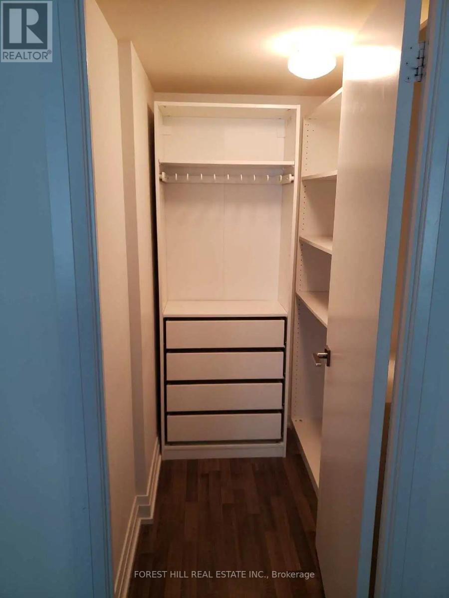E705 - 555 Wilson Avenue, Toronto, Ontario  M3H 0C5 - Photo 3 - C13090570