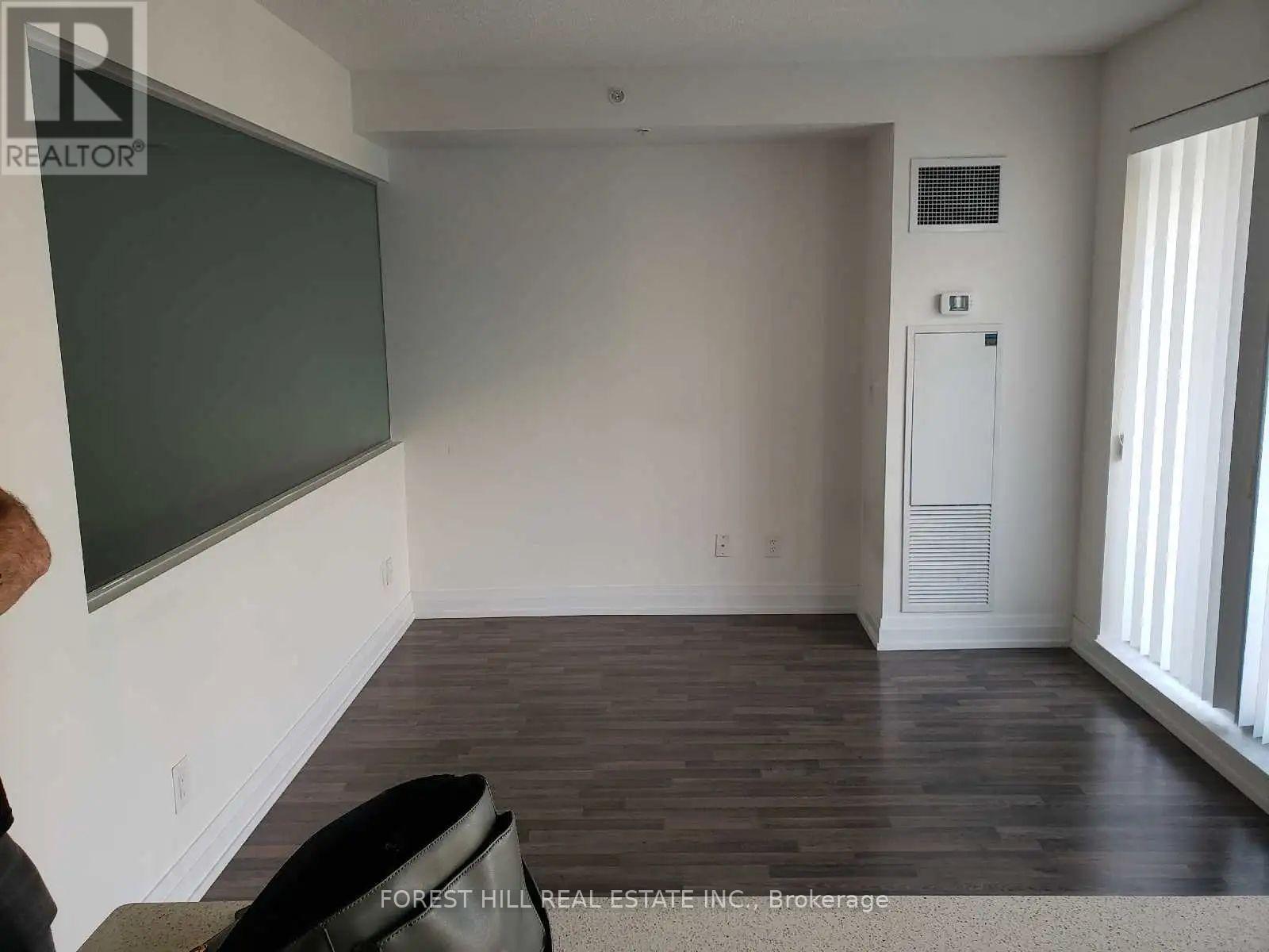 E705 - 555 Wilson Avenue, Toronto, Ontario  M3H 0C5 - Photo 6 - C13090570