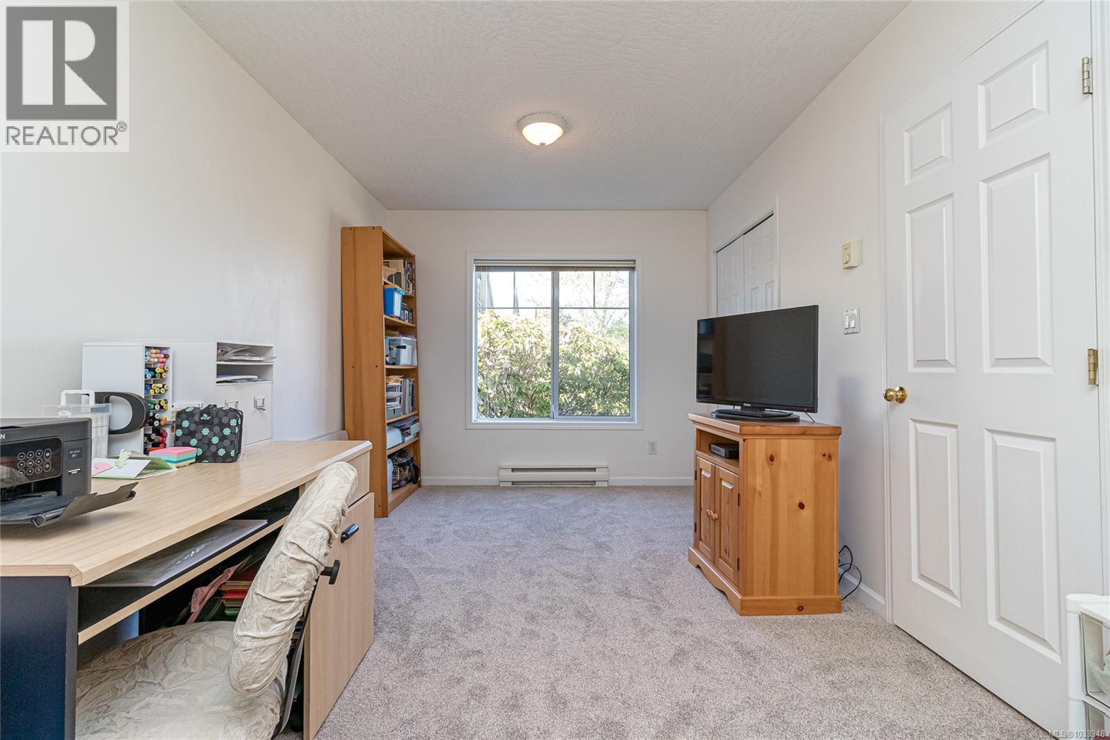 1804 Newton St, Saanich, British Columbia  V8R 2R4 - Photo 25 - 1033348