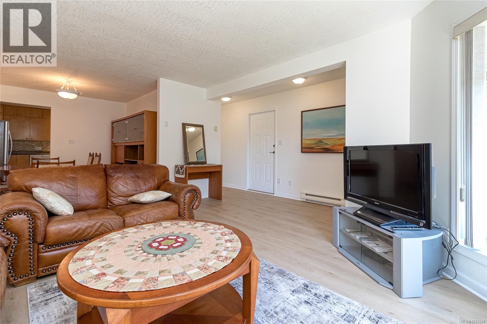 1804 Newton St, Saanich, British Columbia  V8R 2R4 - Photo 7 - 1033348
