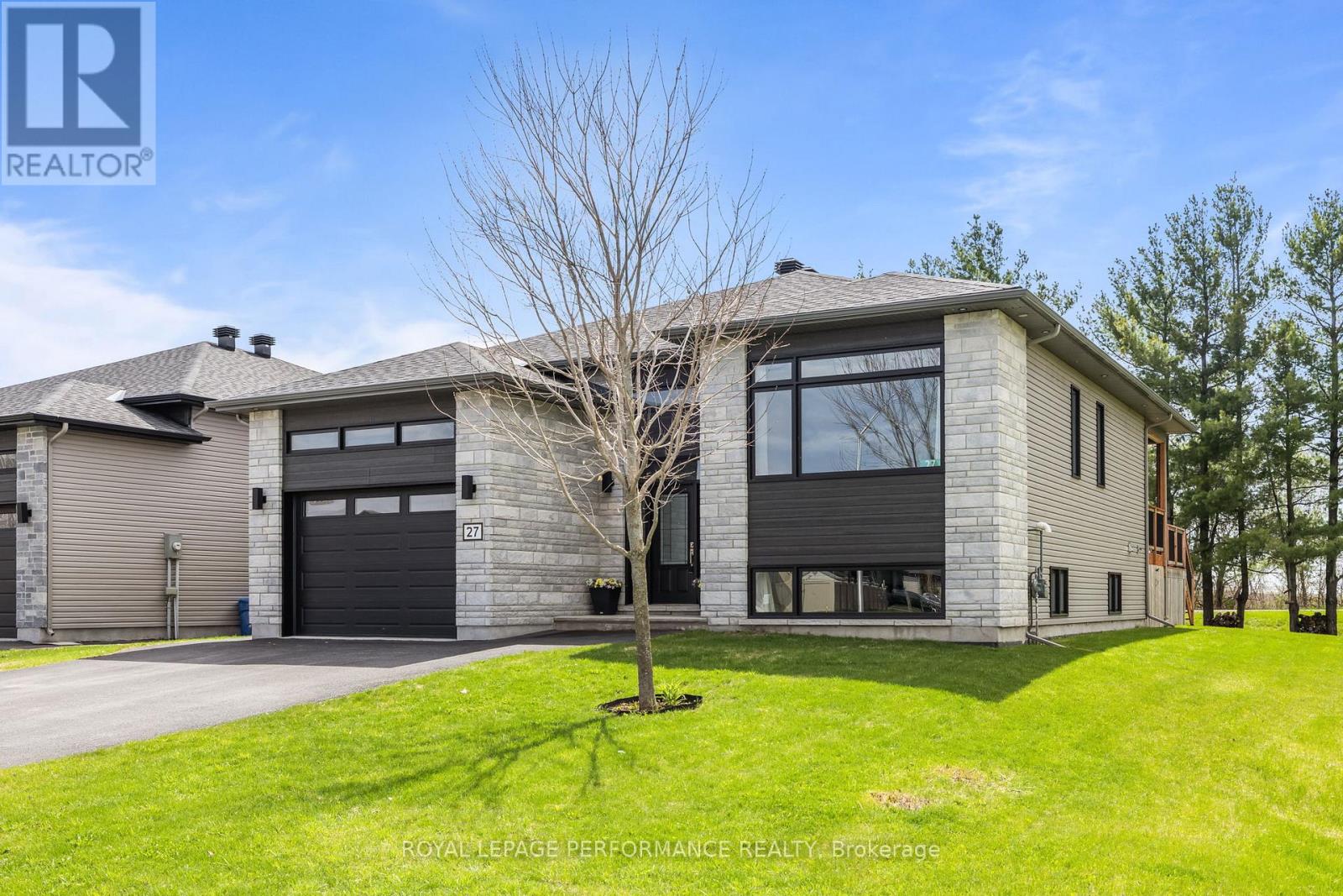 27 Richer Street, North Stormont, Ontario  K0A 1R0 - Photo 3 - X13086372