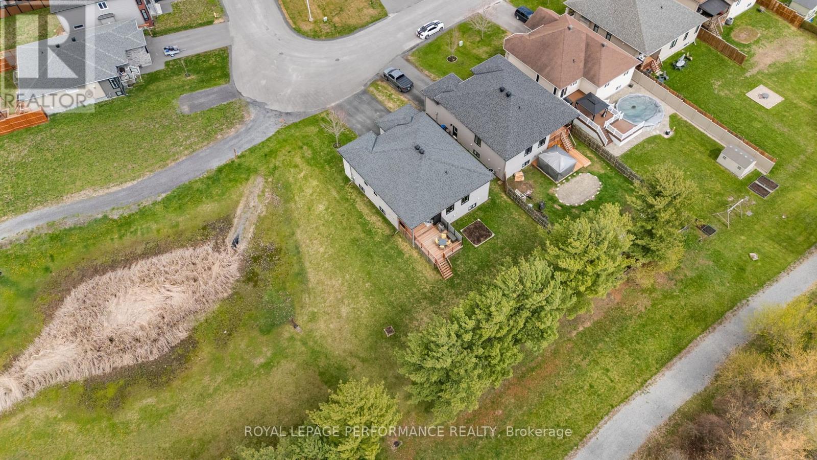 27 Richer Street, North Stormont, Ontario  K0A 1R0 - Photo 37 - X13086372